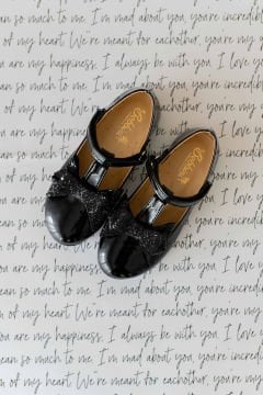 T-Bar Özel Gün Pullu Fiyonklu Siyah Vegan Kız Çocuk Babet