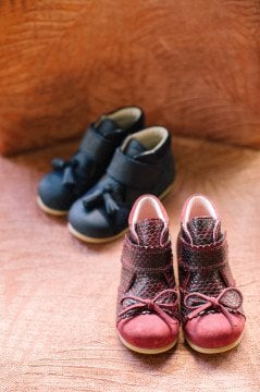 100% Handmade - Bordeaux Leather Girl's Boat