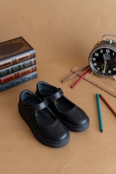 Marta-Siyah Deri Kız Çocuk Okul Ayakkabısı