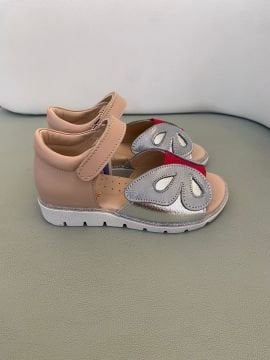 Kelebekli Hakiki Deri Kız Çocuk Sandalet