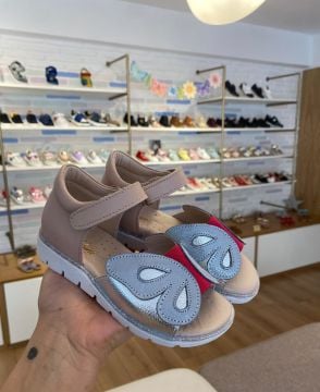 Kelebekli Hakiki Deri Kız Çocuk Sandalet