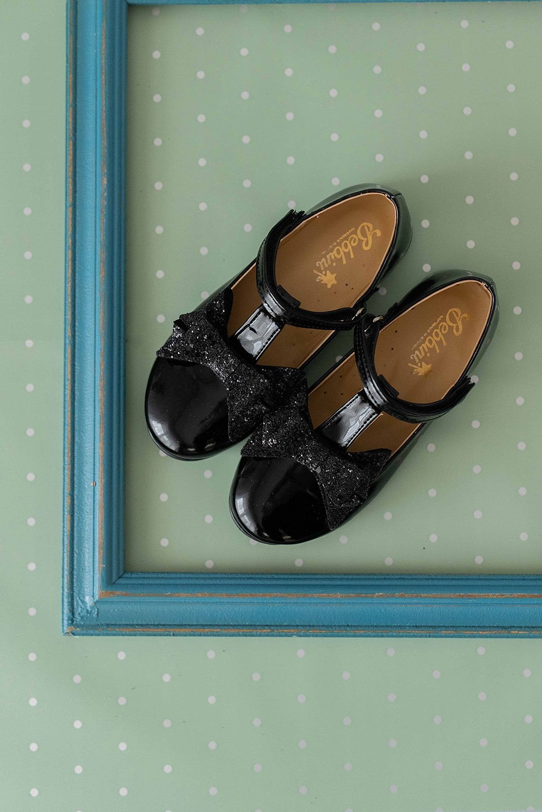 T-Bar Özel Gün Pullu Fiyonklu Siyah Vegan Kız Çocuk Babet