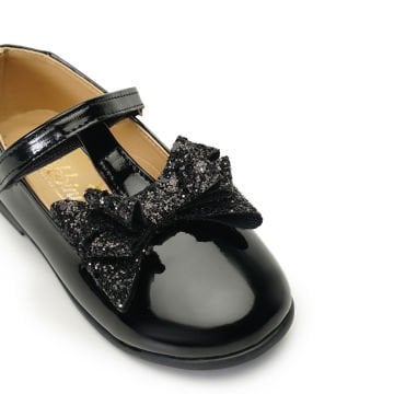 T-Bar Özel Gün Pullu Fiyonklu Siyah Vegan Kız Çocuk Babet