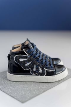 Kelebekli Lacivert Rugan Kız Çocuk Bot