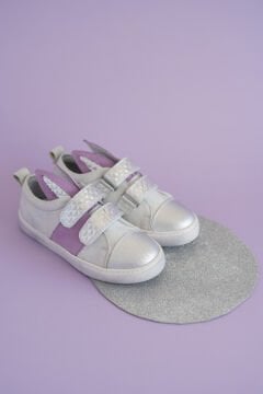 Kulaklı Gümüş Lila Cırtlı Hakiki Deri Kız Çocuk Ayakkabı
