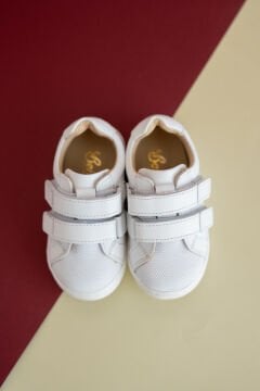 Ecco- Beyaz Cırtlı Hakiki Deri Ortopedik  Çocuk Spor Ayakkabı