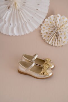 Linda Fiyonklu Özel Gün Gold Vegan Kız Çocuk Babet