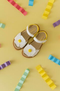 Fiore - Sarı Beyaz Kız Çocuk Sandalet