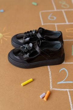 Este-Siyah Hakiki Deri Kız Çocuk Okul Ayakkabı