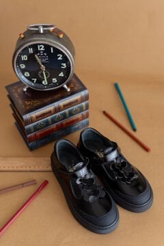 Este Siyah Hakiki Deri Kız Çocuk Okul Ayakkabı